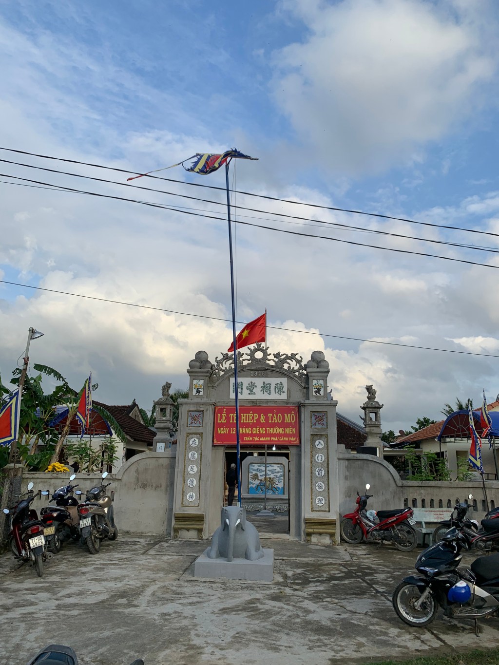 BÀI HIỂU CÁO